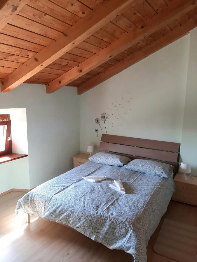 Casa Girasole Villa Buje Bagian luar foto
