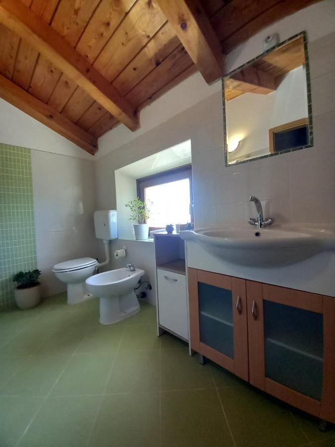 Casa Girasole Villa Buje Bagian luar foto