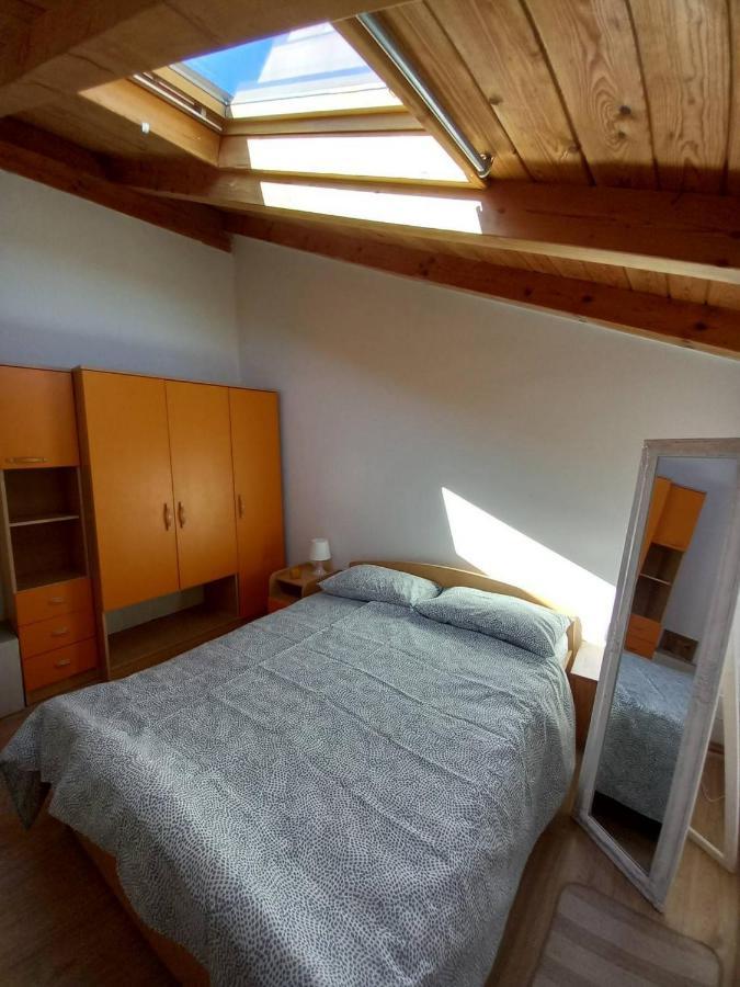Casa Girasole Villa Buje Bagian luar foto